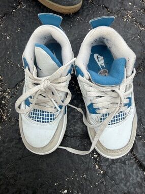 JORDAN Nike Kids White and Blue Retro Style Sneakers